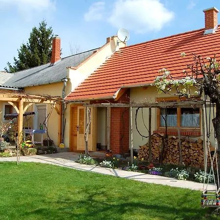 Lägenhet Nohab Badacsonytördemic